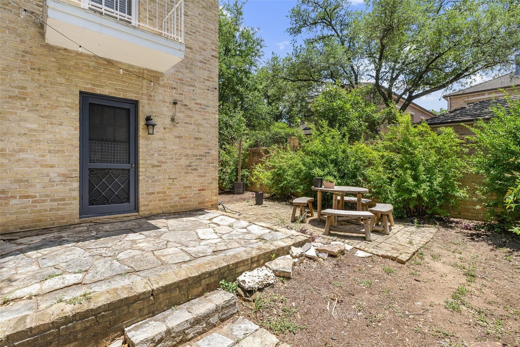 1804 Pearl St - Photo 22