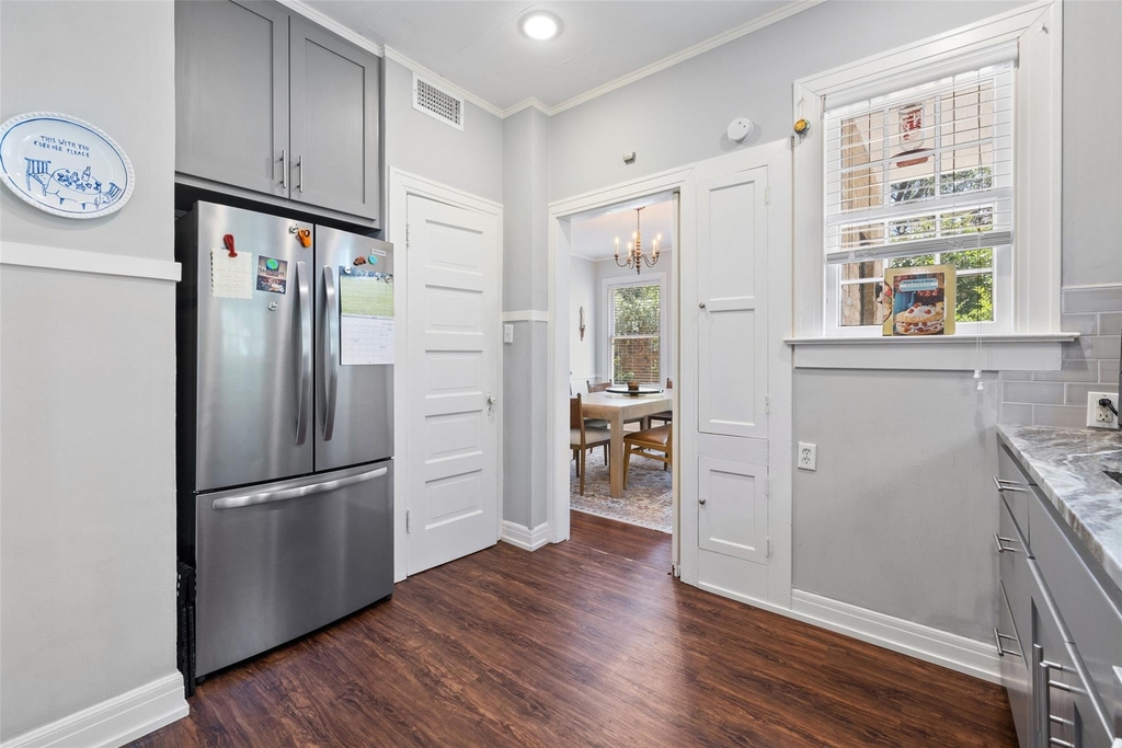 1804 Pearl St - Photo 10