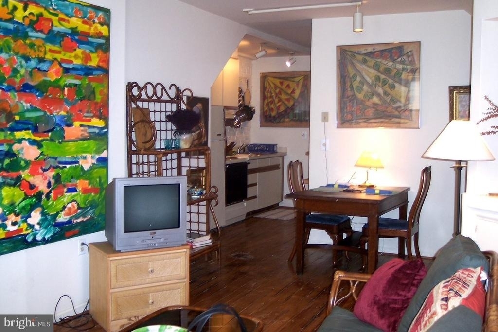 819 N Jackson Street - Photo 1