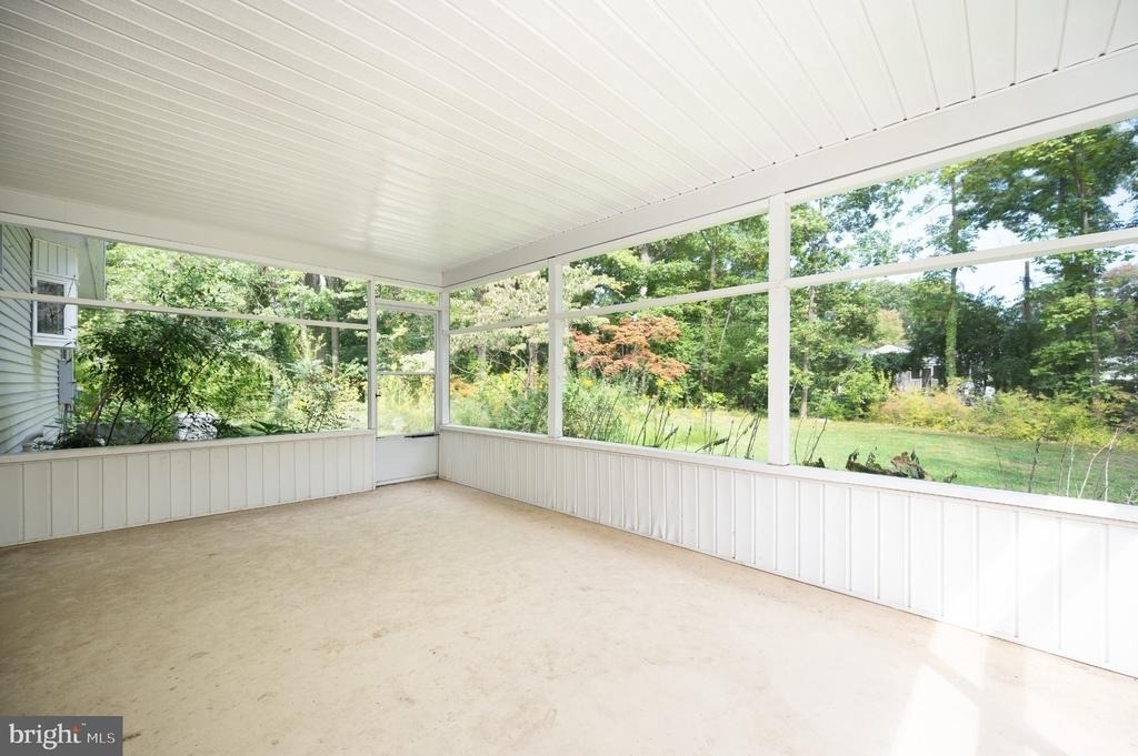 2409 Sweetbriar Road - Photo 19