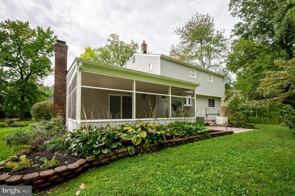 2409 Sweetbriar Road - Photo 23