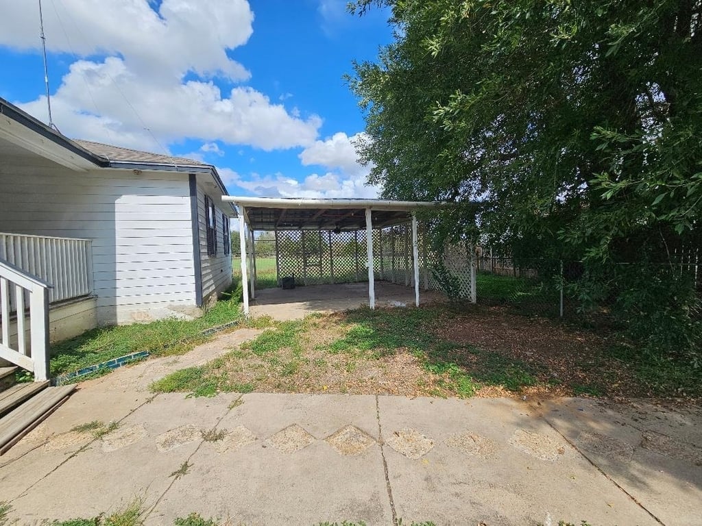 1778 Fm 1704 - Photo 2