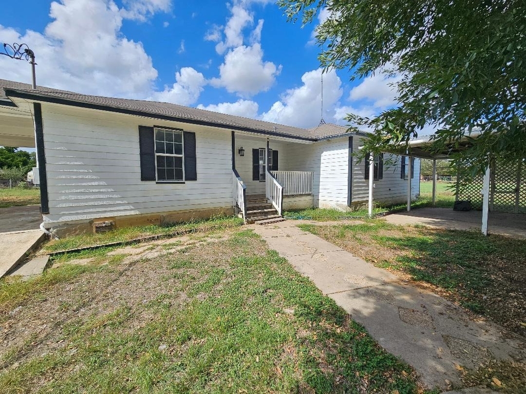 1778 Fm 1704 - Photo 0