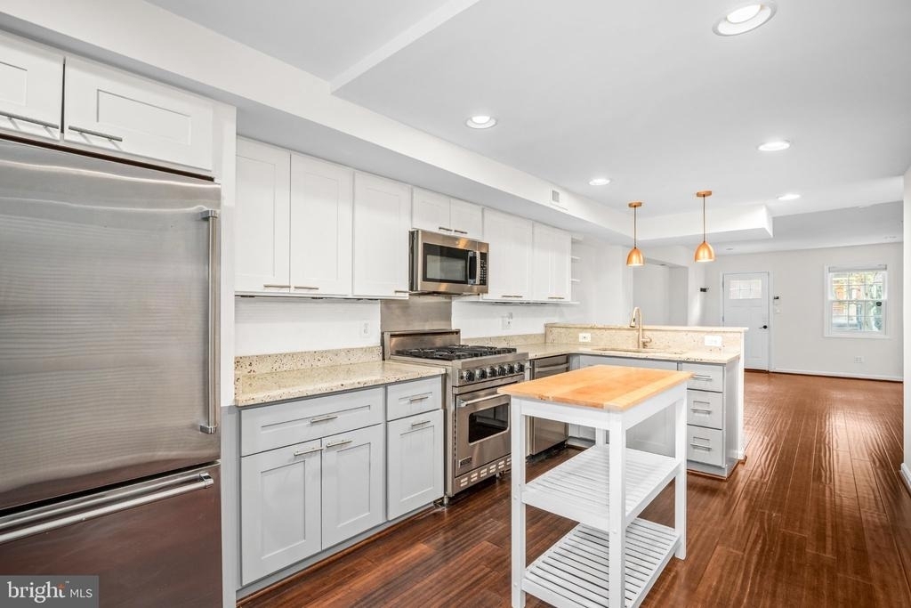 481 Ridge Street Nw - Photo 7