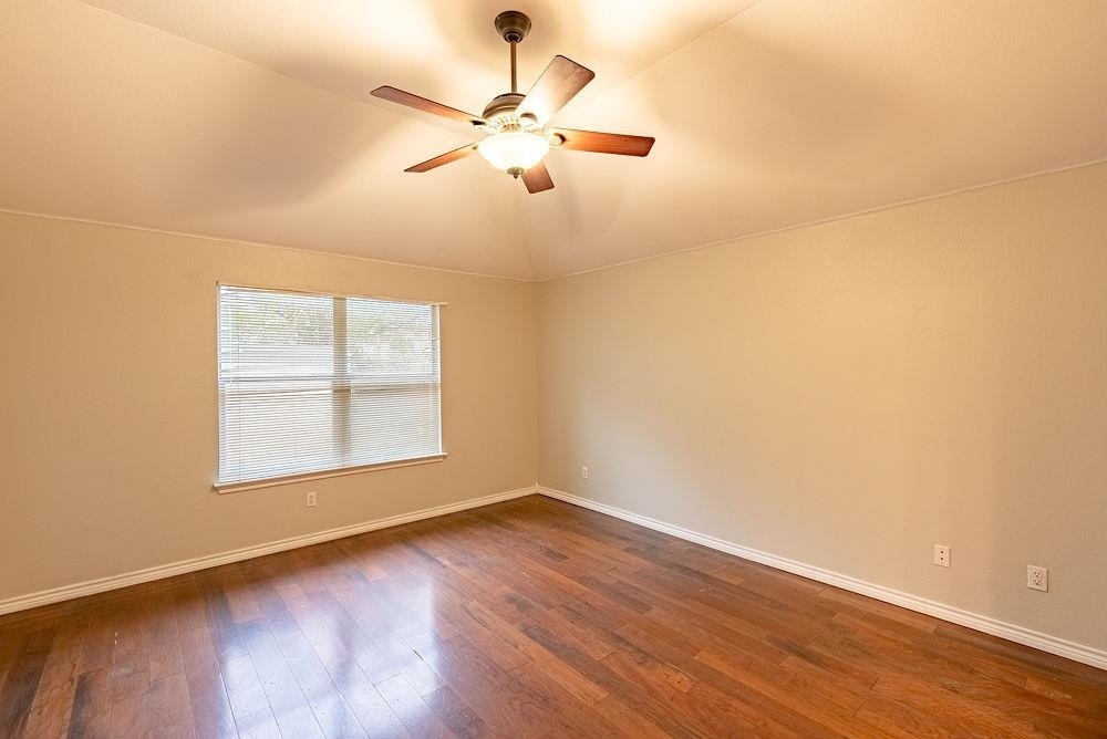 157 Redwood Dr - Photo 11