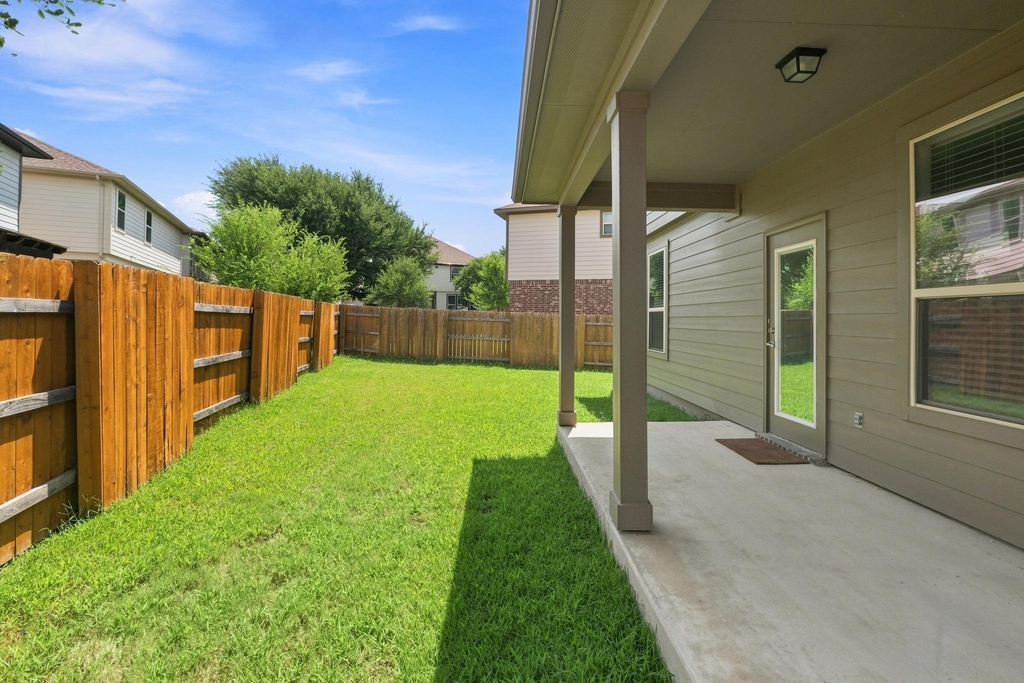 9010 Palmito Dr - Photo 32
