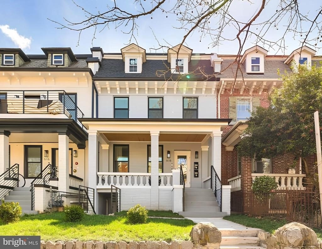 618 Quebec Place Nw - Photo 0