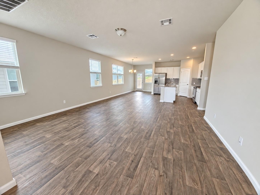 309 Naset Dr - Photo 9