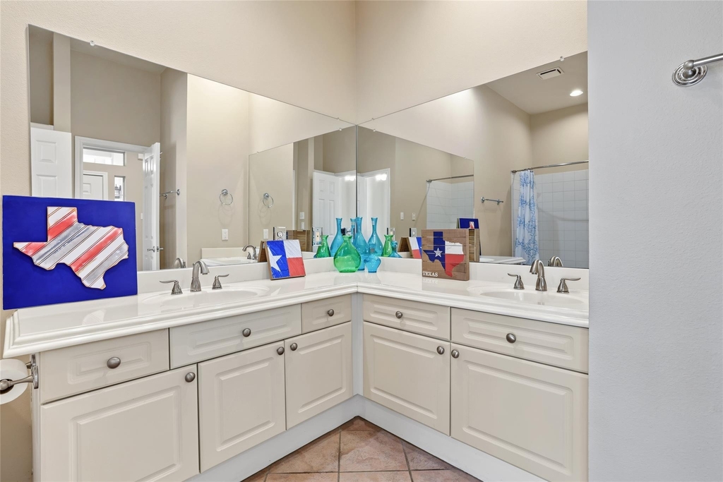 2918 Ranch Road 620 N - Photo 24