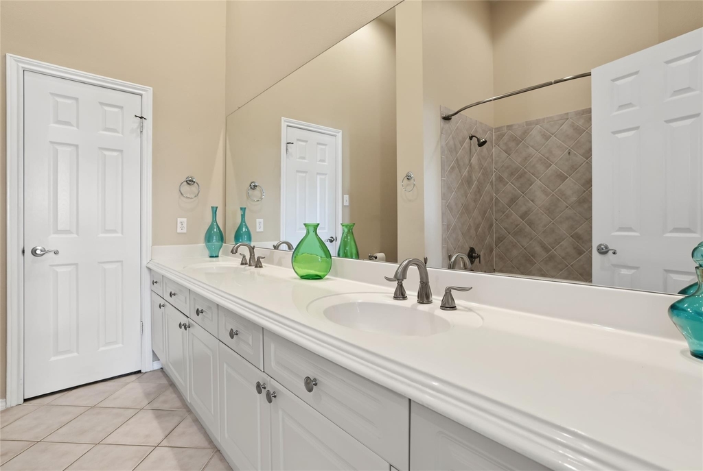 2918 Ranch Road 620 N - Photo 18