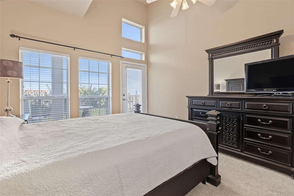 2918 Ranch Road 620 N - Photo 14