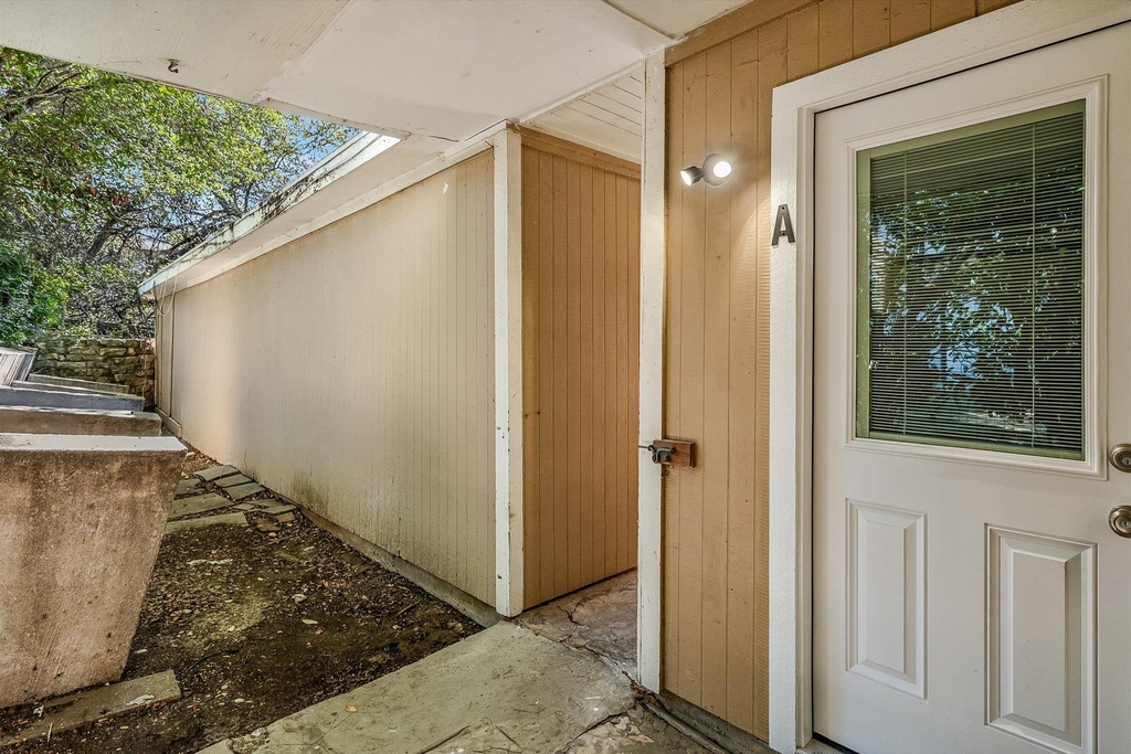 1813 Woodland Ave - Photo 18