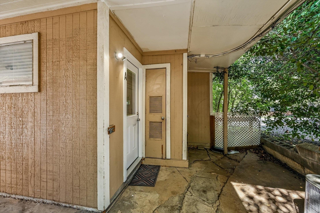 1813 Woodland Ave - Photo 17