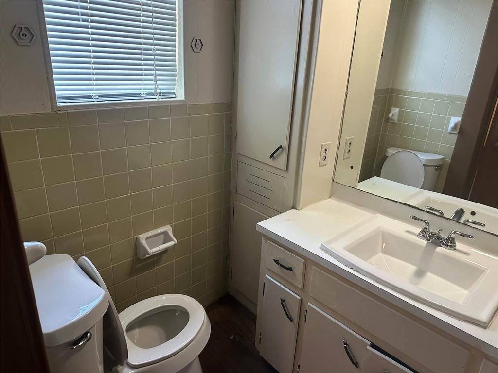 610 W Odell St - Photo 6