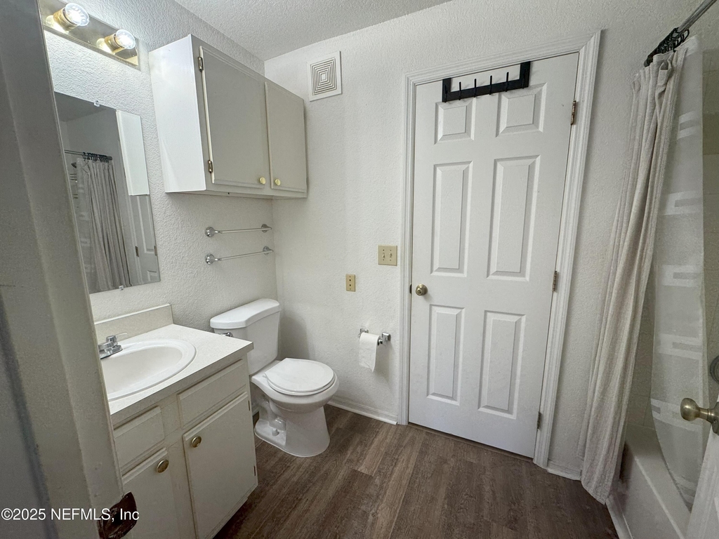 13810 Sutton Park Drive N - Photo 10