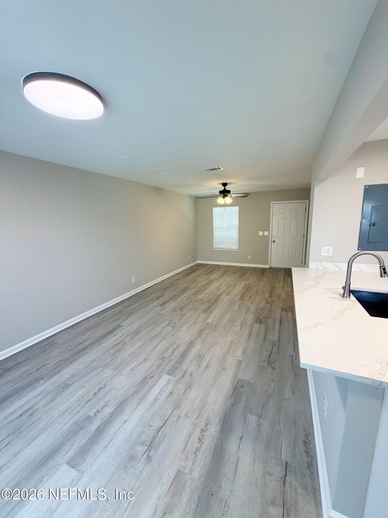 207 Kettering Court - Photo 6