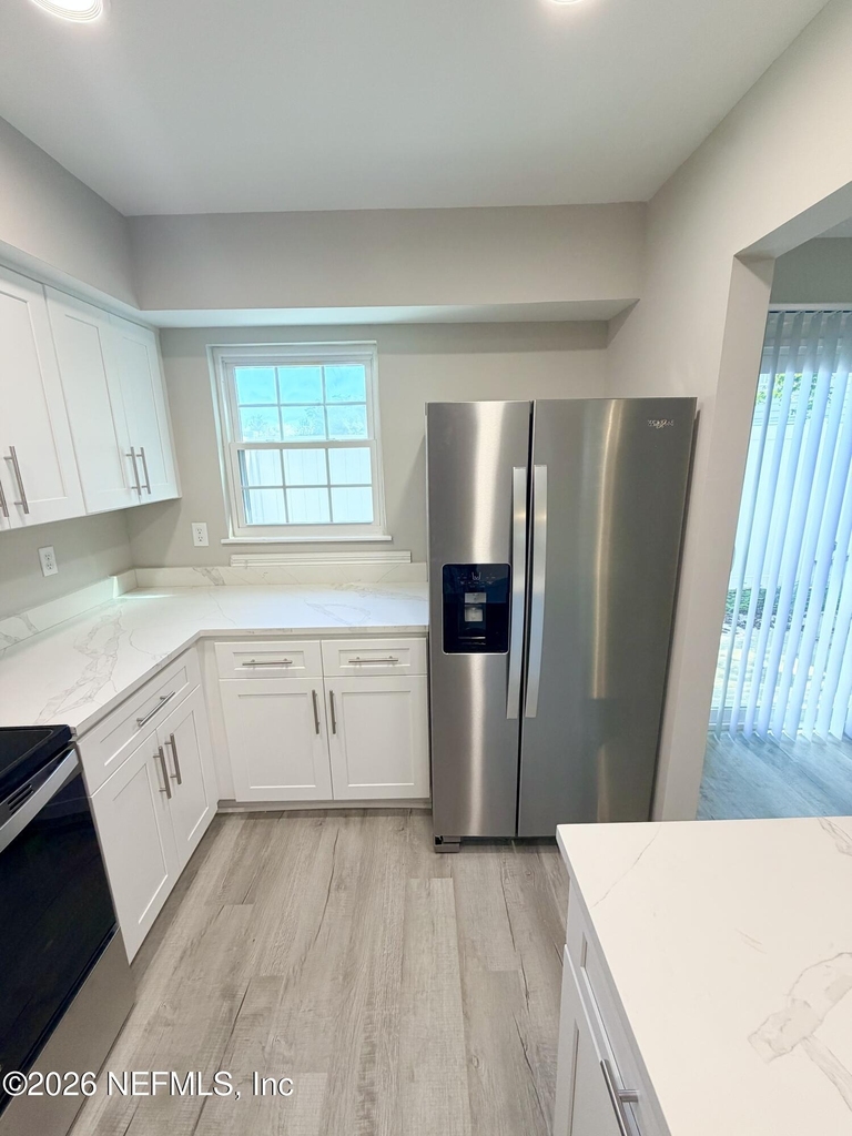 207 Kettering Court - Photo 11