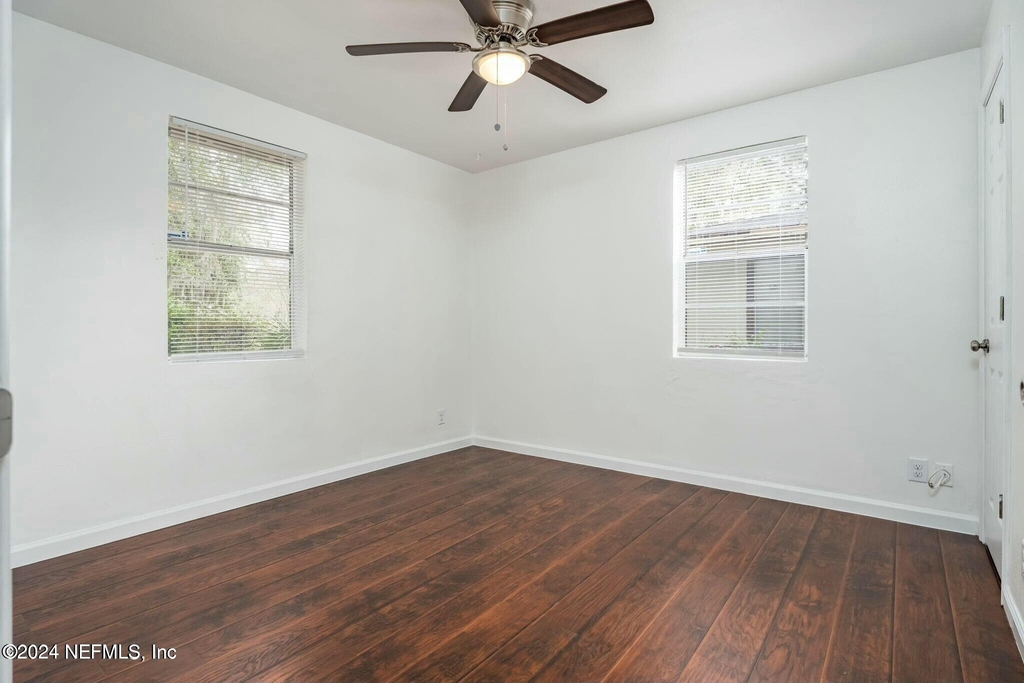 2221 Commonwealth Avenue - Photo 6