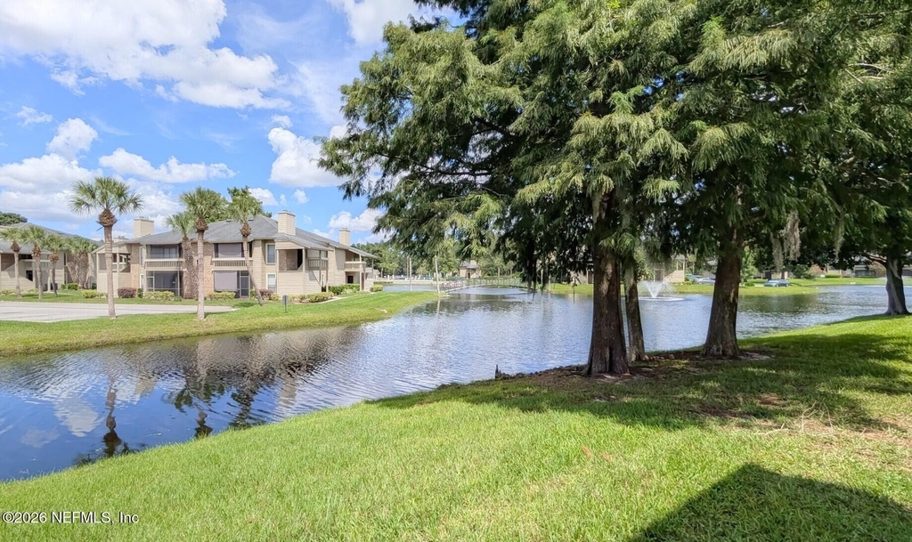 10200 Belle Rive Boulevard - Photo 20
