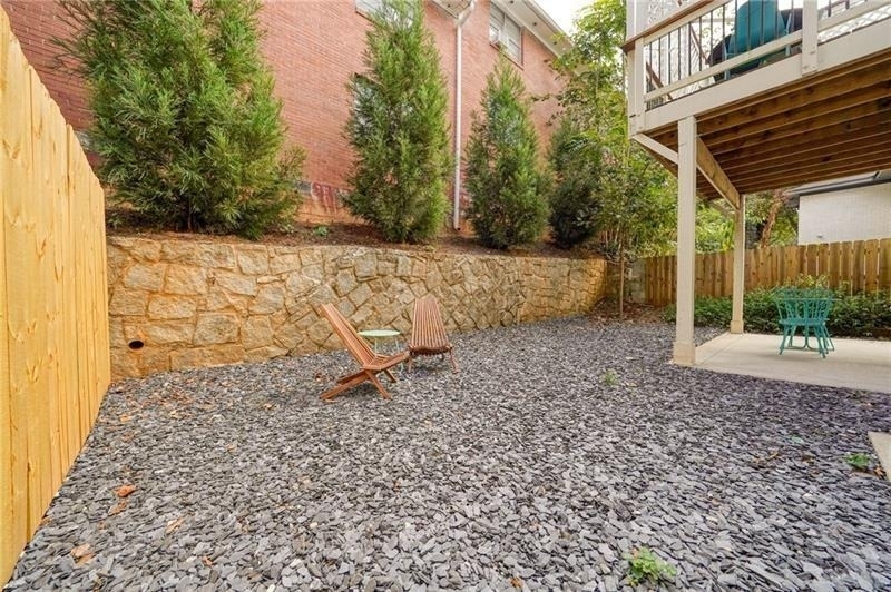 825 Barnett Street - Photo 35