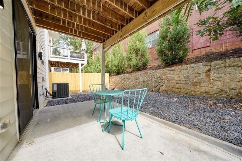 825 Barnett Street - Photo 32
