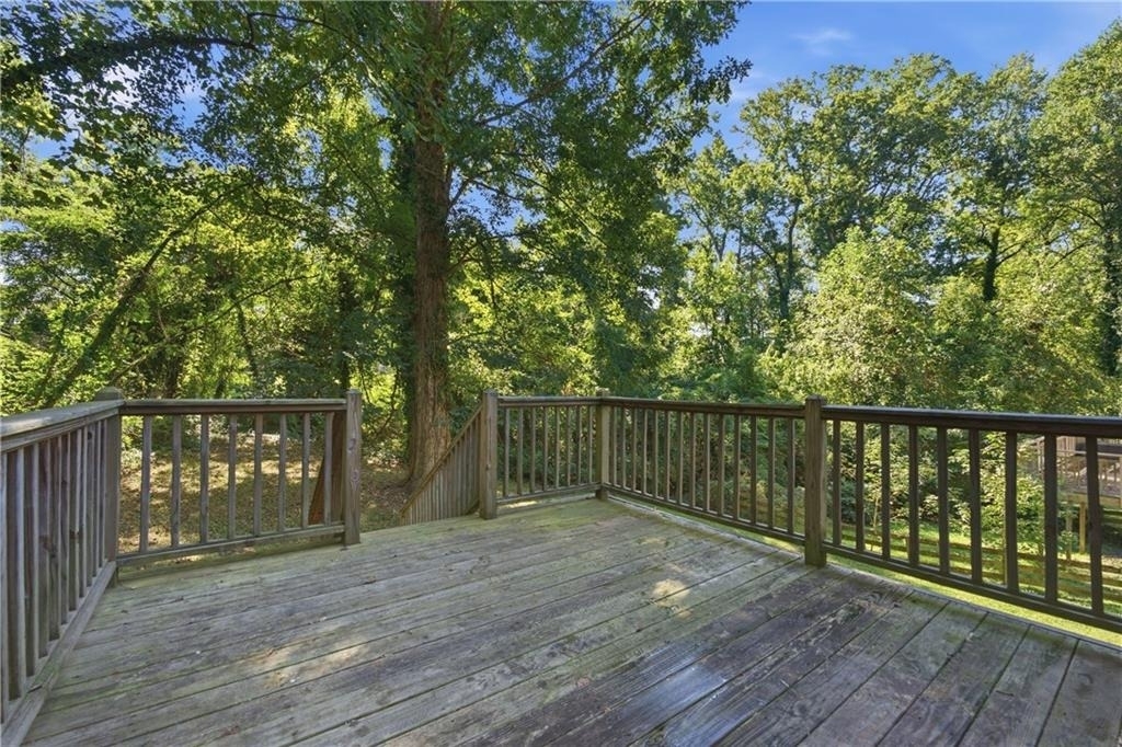 1124 Love Street Se - Photo 13