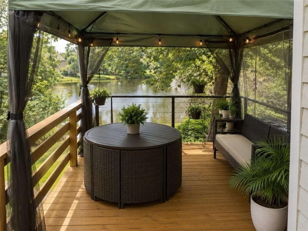 7953 Woodlake Drive - Photo 3
