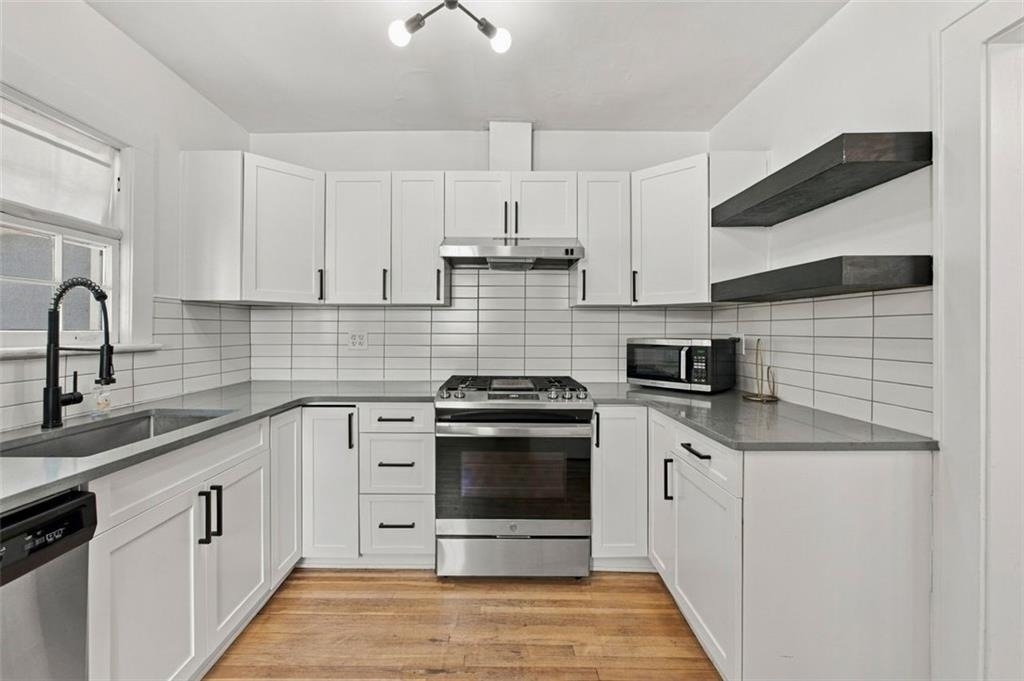 1103 Atlantic Drive Nw - Photo 9