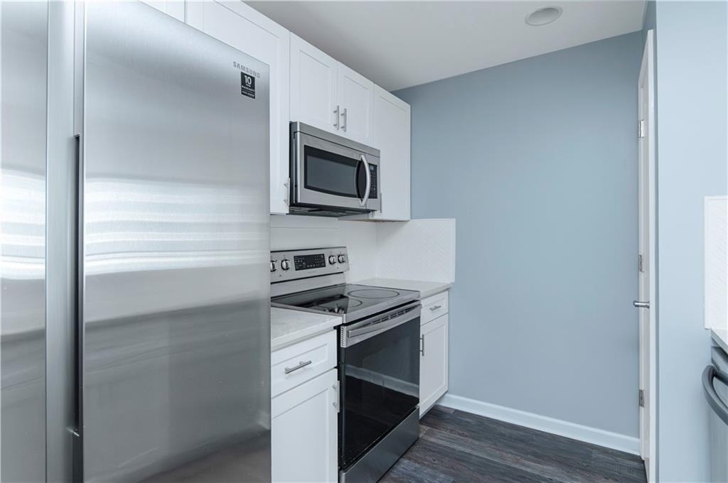 3040 Peachtree Road - Photo 9