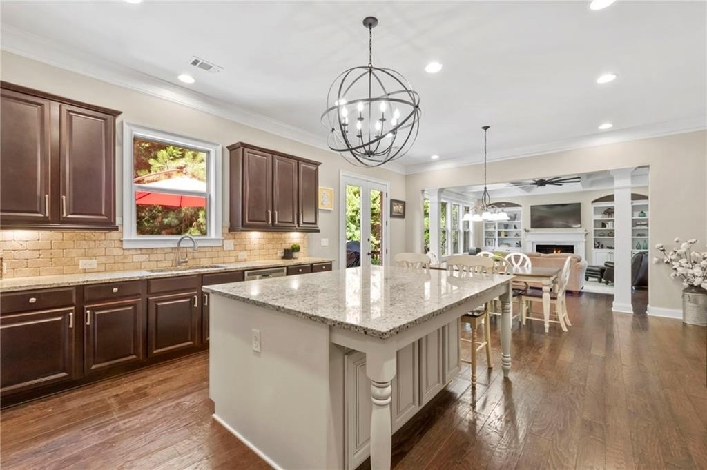 12460 Pindell Circle - Photo 5