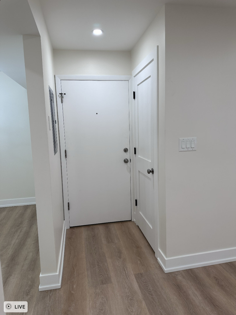 8846 N Cumberland Avenue - Photo 3