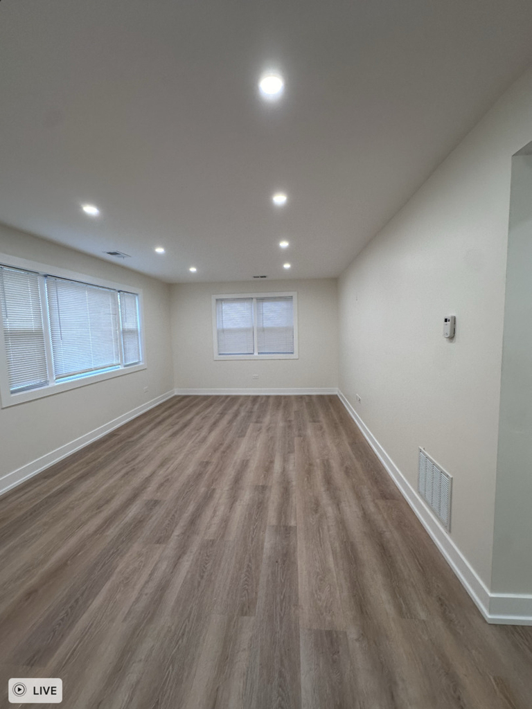 8846 N Cumberland Avenue - Photo 4