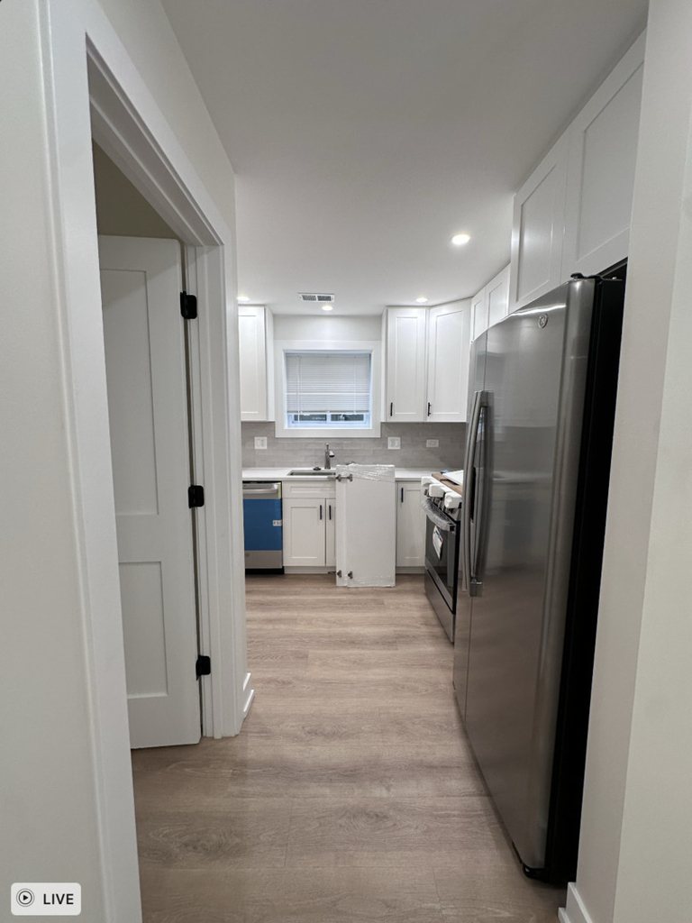 8846 N Cumberland Avenue - Photo 10