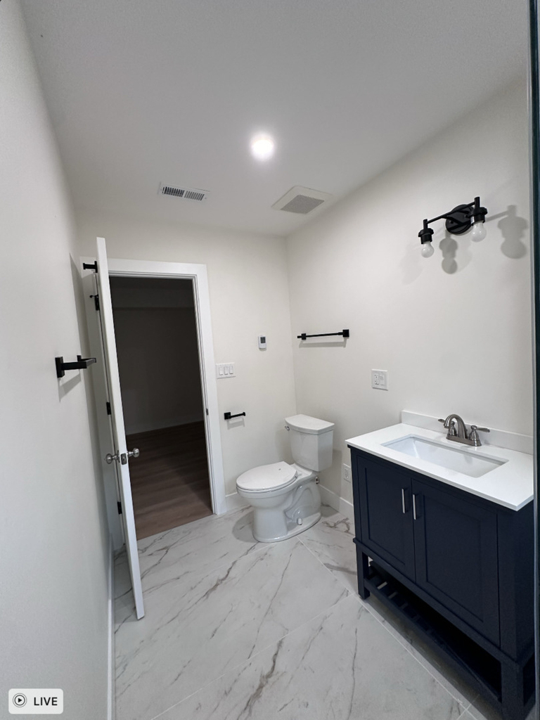 8846 N Cumberland Avenue - Photo 13