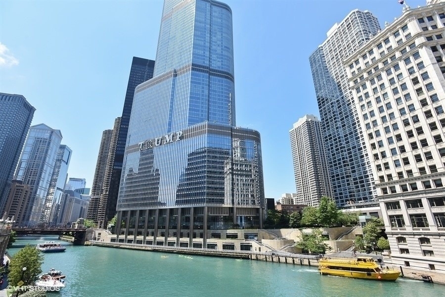 405 N Wabash Avenue - Photo 23
