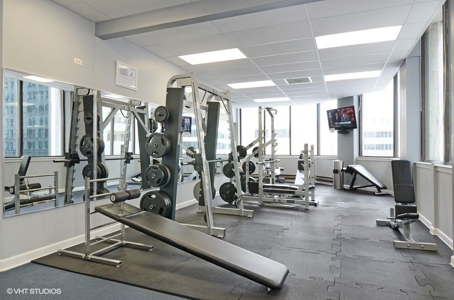 405 N Wabash Avenue - Photo 14