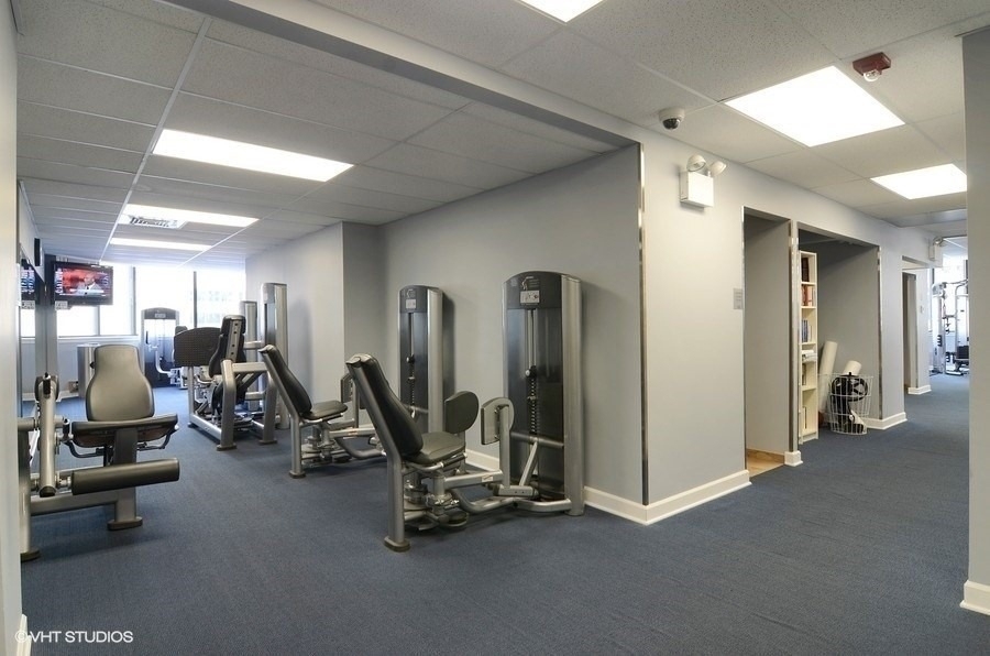 405 N Wabash Avenue - Photo 15