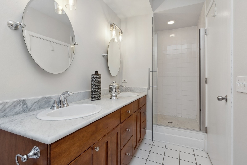 165 N Canal Street - Photo 14