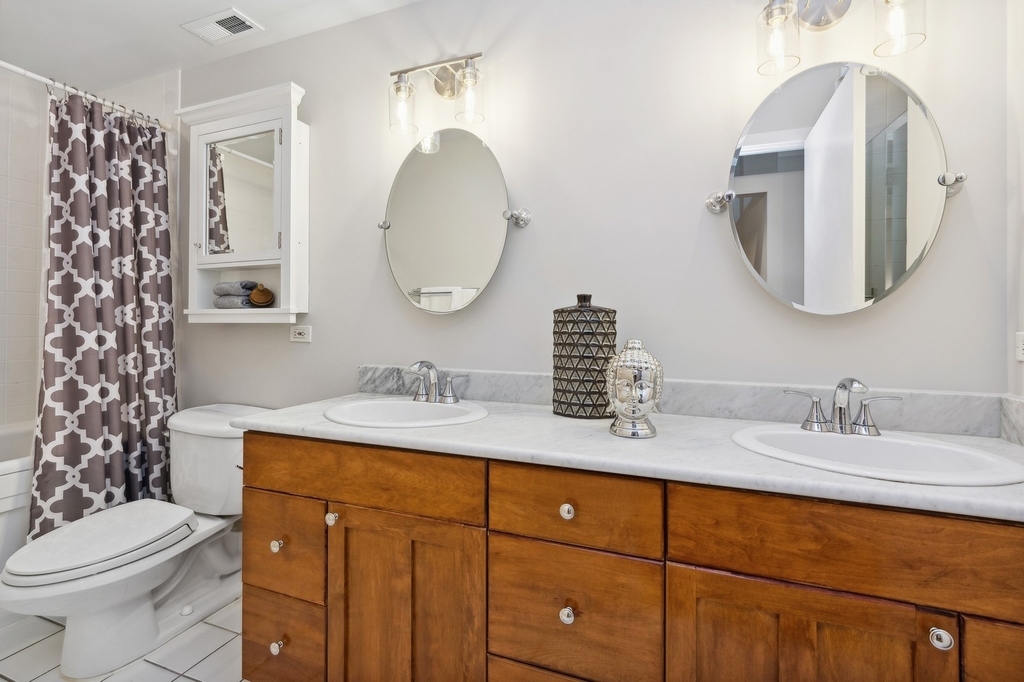 165 N Canal Street - Photo 13