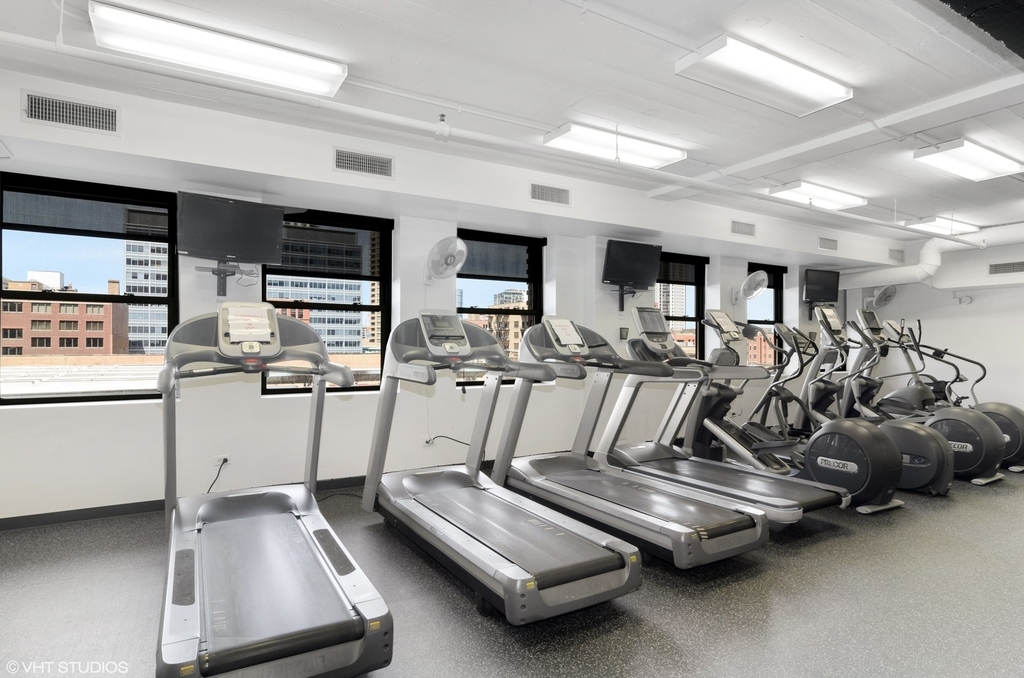 165 N Canal Street - Photo 17