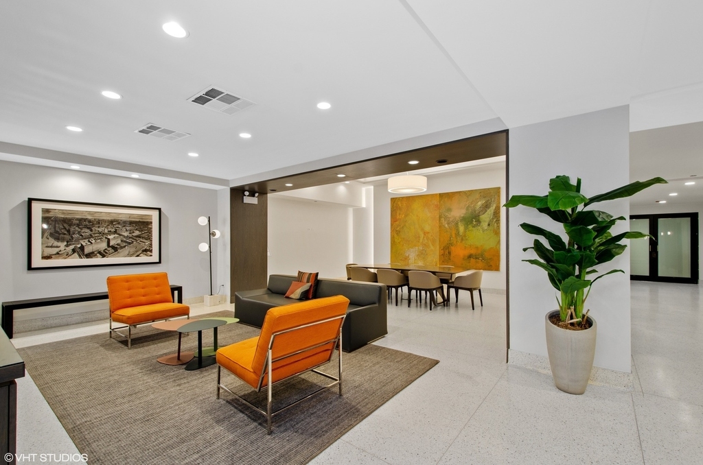 165 N Canal Street - Photo 3