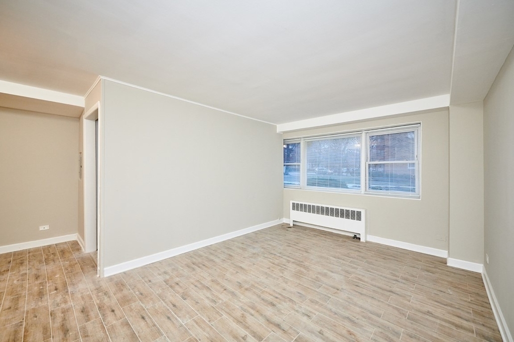 2609 W Fitch Avenue - Photo 1