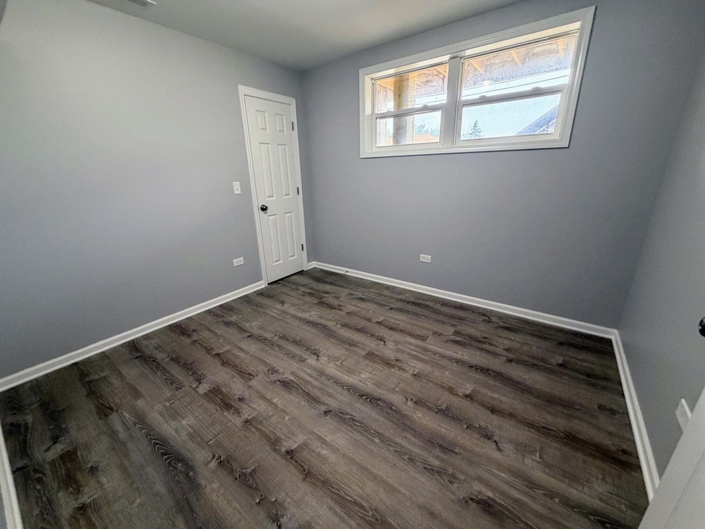 311 S Lodge Lane - Photo 6