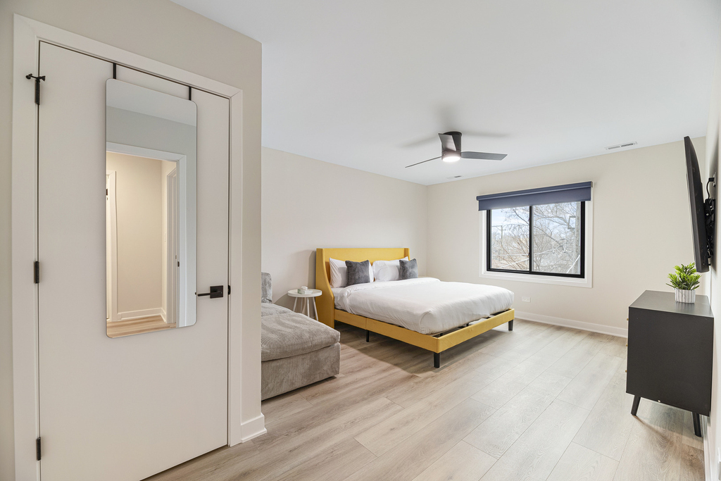 7109 N Western Avenue - Photo 12