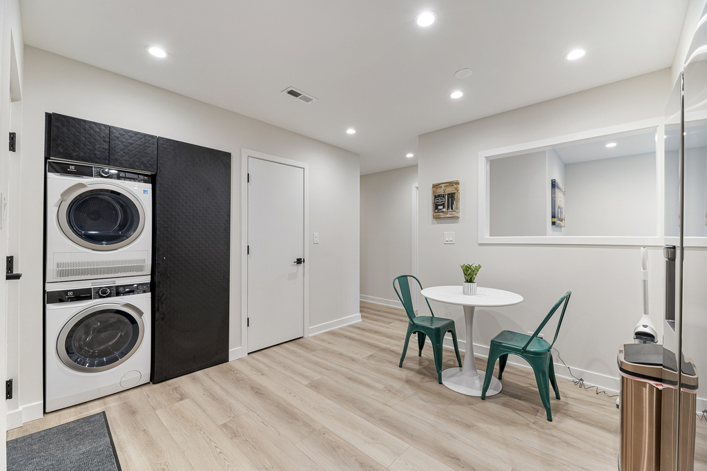 7109 N Western Avenue - Photo 11
