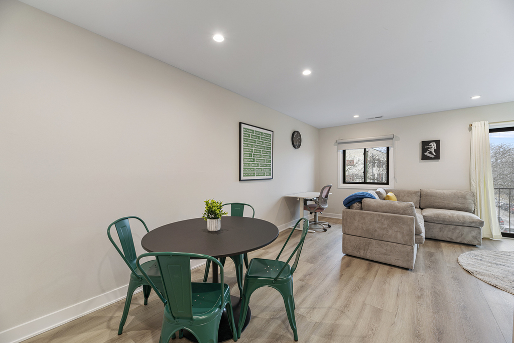 7109 N Western Avenue - Photo 6