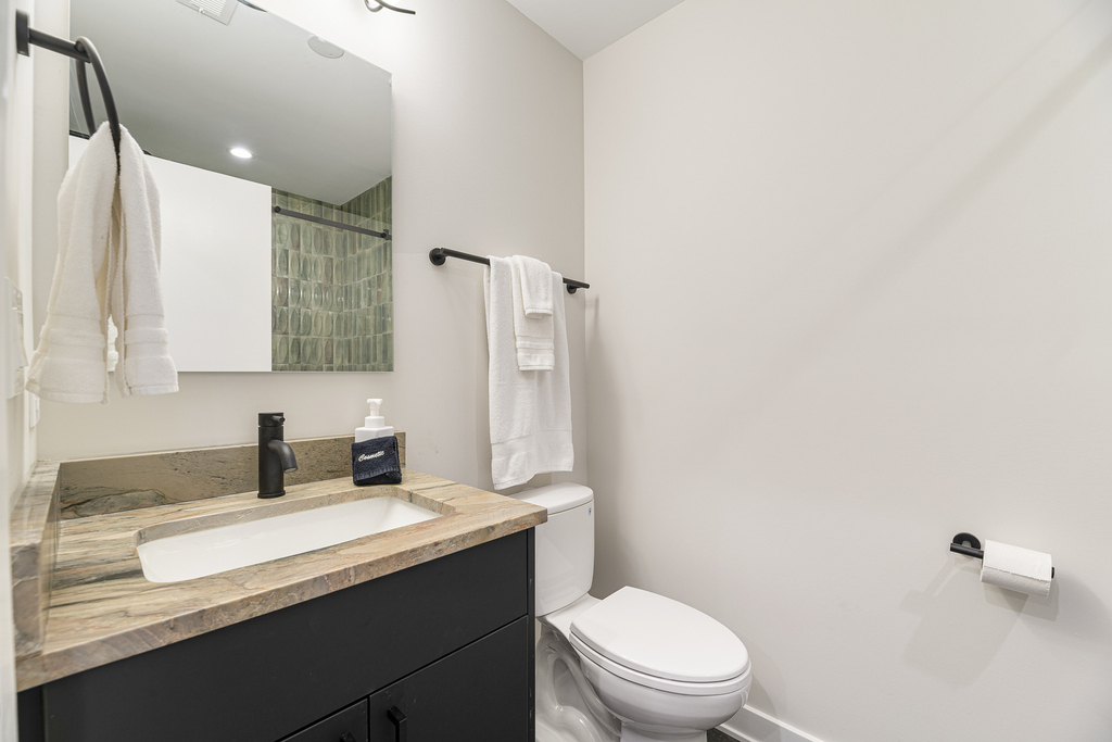 7109 N Western Avenue - Photo 17