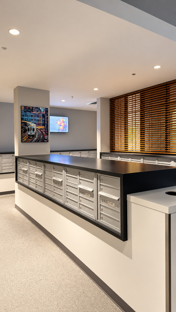 235 W Van Buren Street - Photo 2