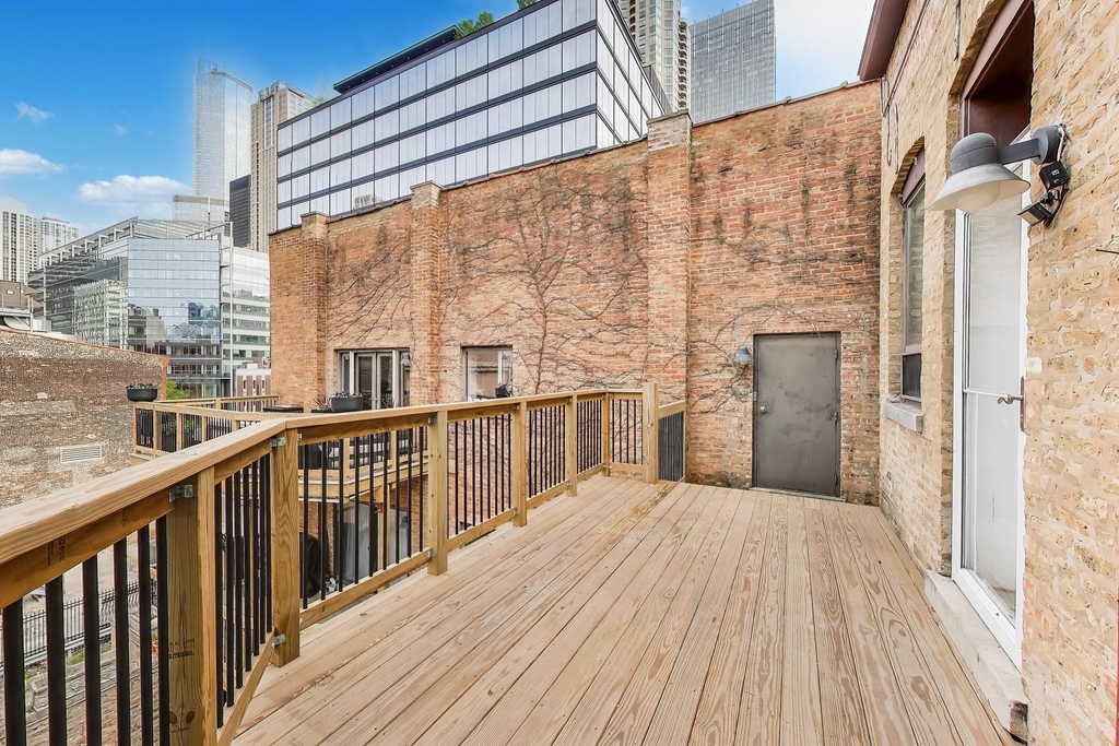 503 N Wells Street - Photo 21