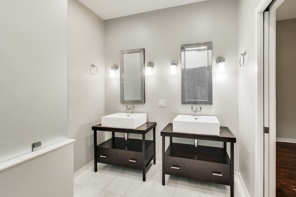 503 N Wells Street - Photo 15